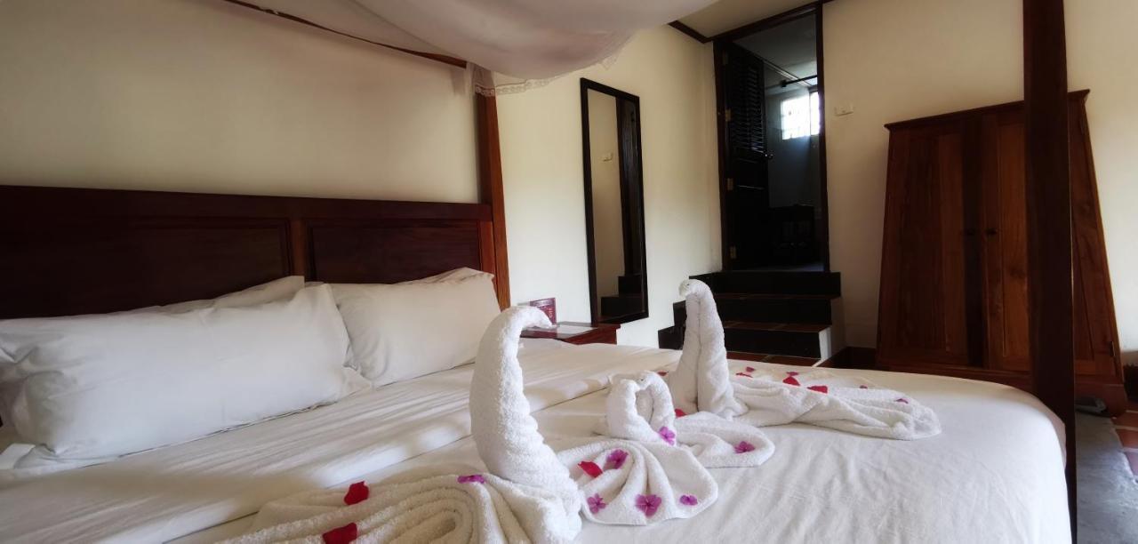 Luang Prabang Chanon Hotel מראה חיצוני תמונה
